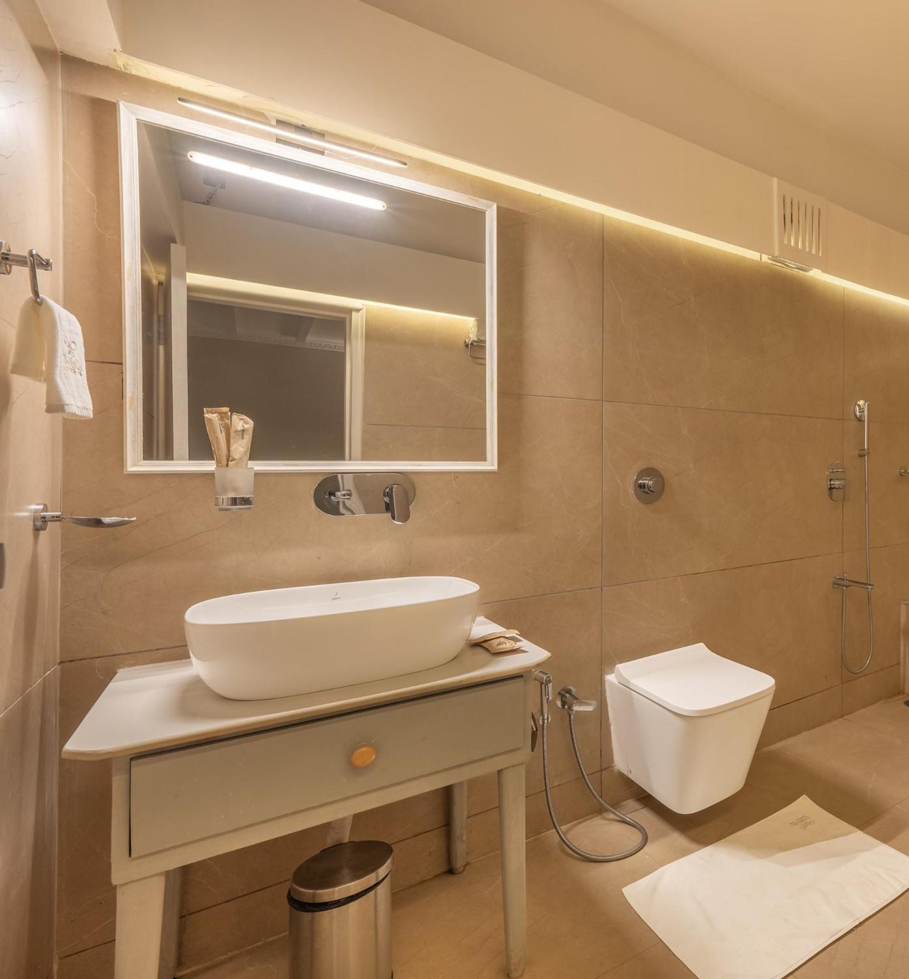 Hotel Echor Samara Morjim Goa Sea View Restro Esterno foto